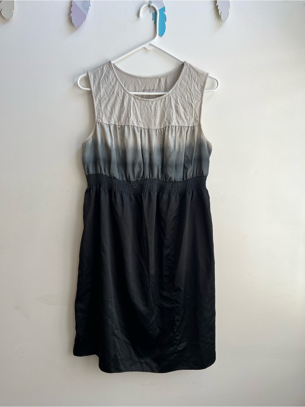 Liz Lange Maternity inner dress L
